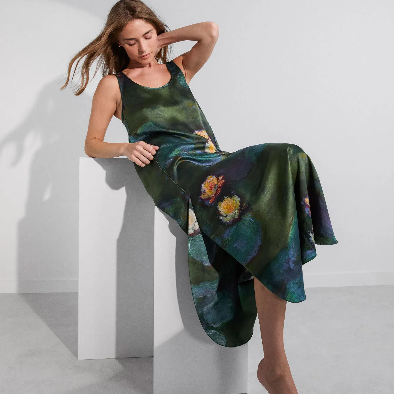Silk Tulip Dress - Machine Washable, Elegant Design